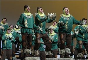 The Southern Gateway Chorus, the Cincinnati-based men’s chorus,  is to perform selections from ‘‍The Wizard of Oz’ at Sauder Village.