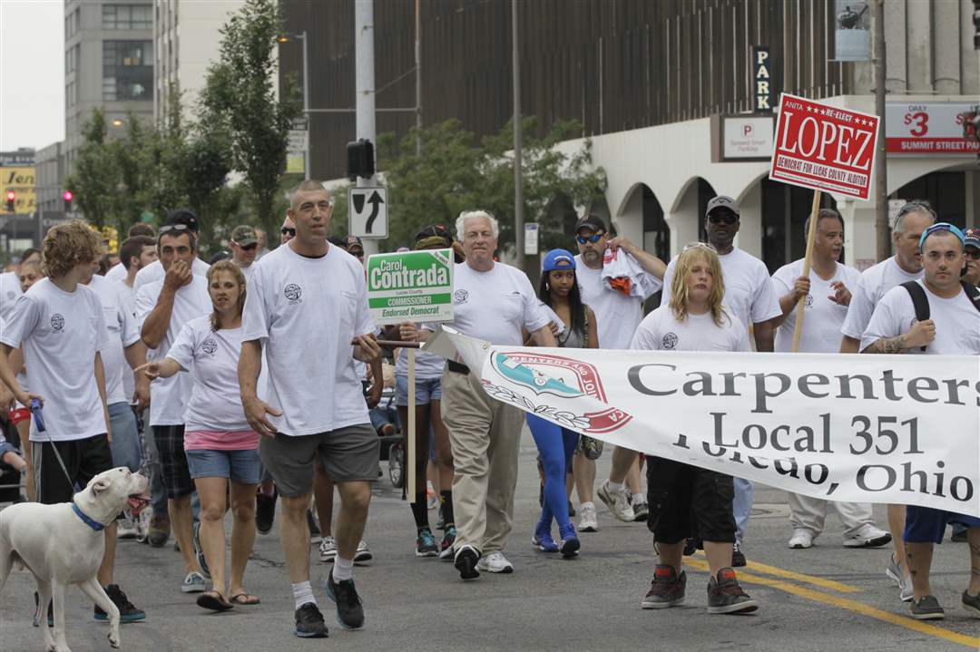 CTY-parade02p-Carpenters-Local-35