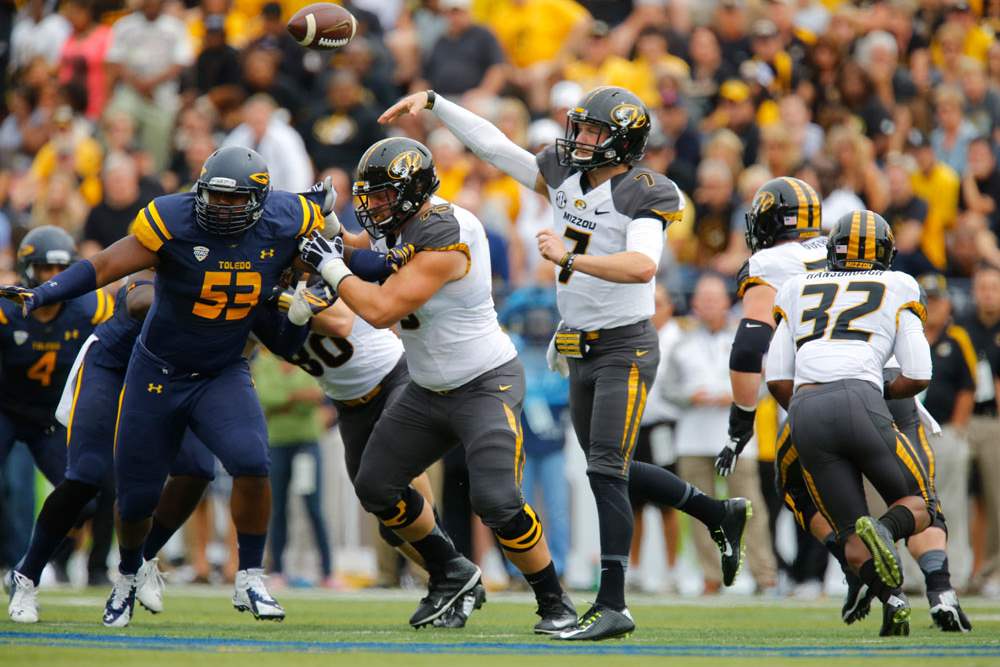 SPT-UTfootball7Missouri-Tigers-quarterback-Maty