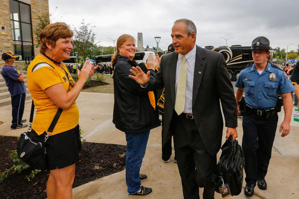 SPT-UTfootball7Missouri-head-coac