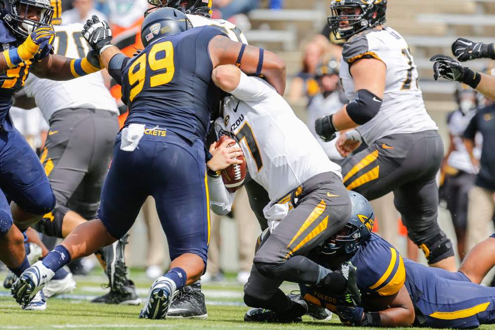 SPT-UTfootball7University-of-Toledo-pla-1