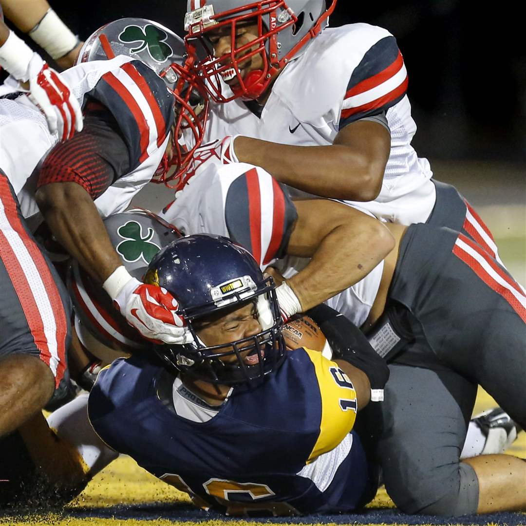 SPT-CCwhitmerFB20p-Stephon-Campbell