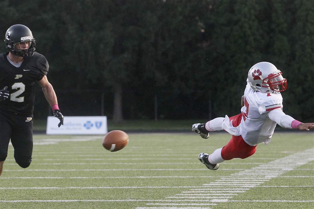 perrysburg20p-pass-broken-up