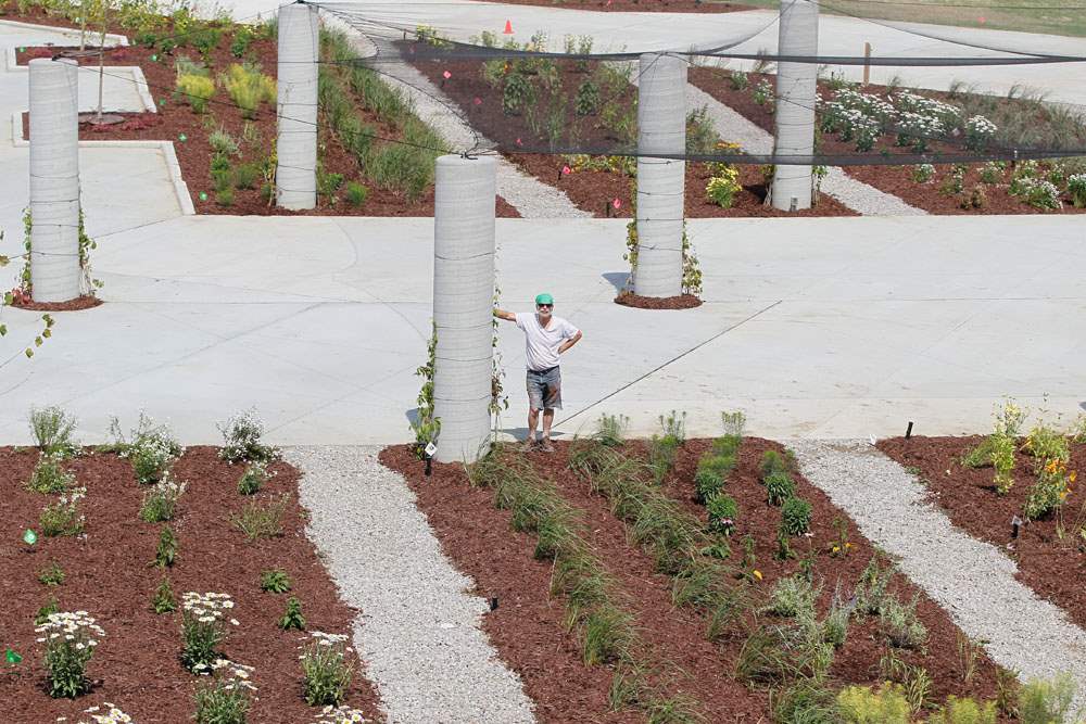 MAG-mural21pIvan-Kende-as-seen-from-the-lift