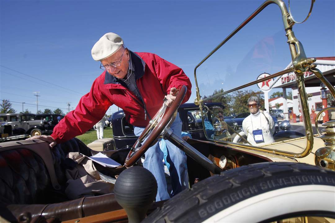 CTY-cars22p-Mishawaka