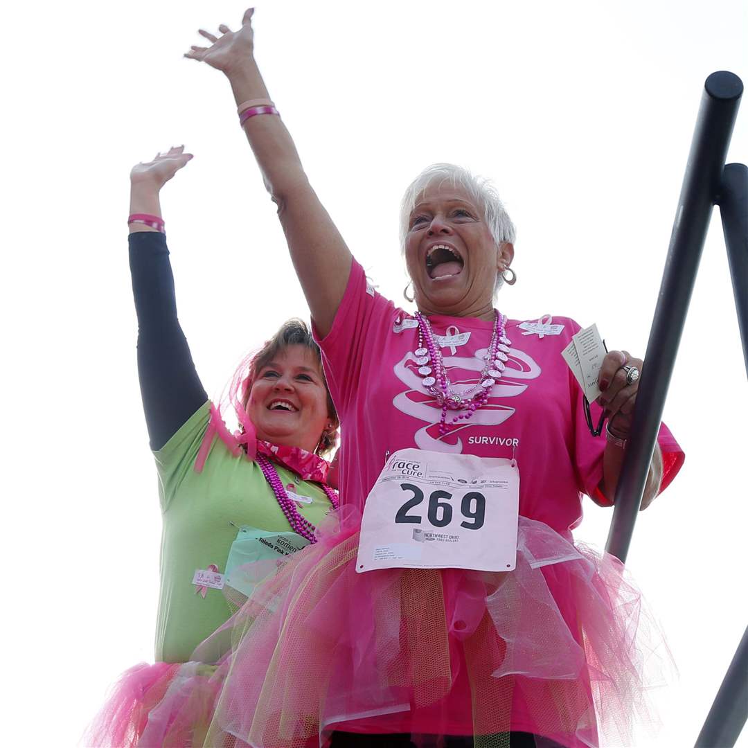 CTY-raceforthecure29p-Diann-Hamons