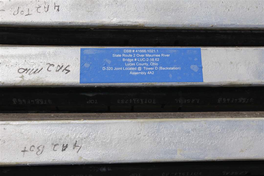 CTY-hilevel27p-High-Level-Bridge