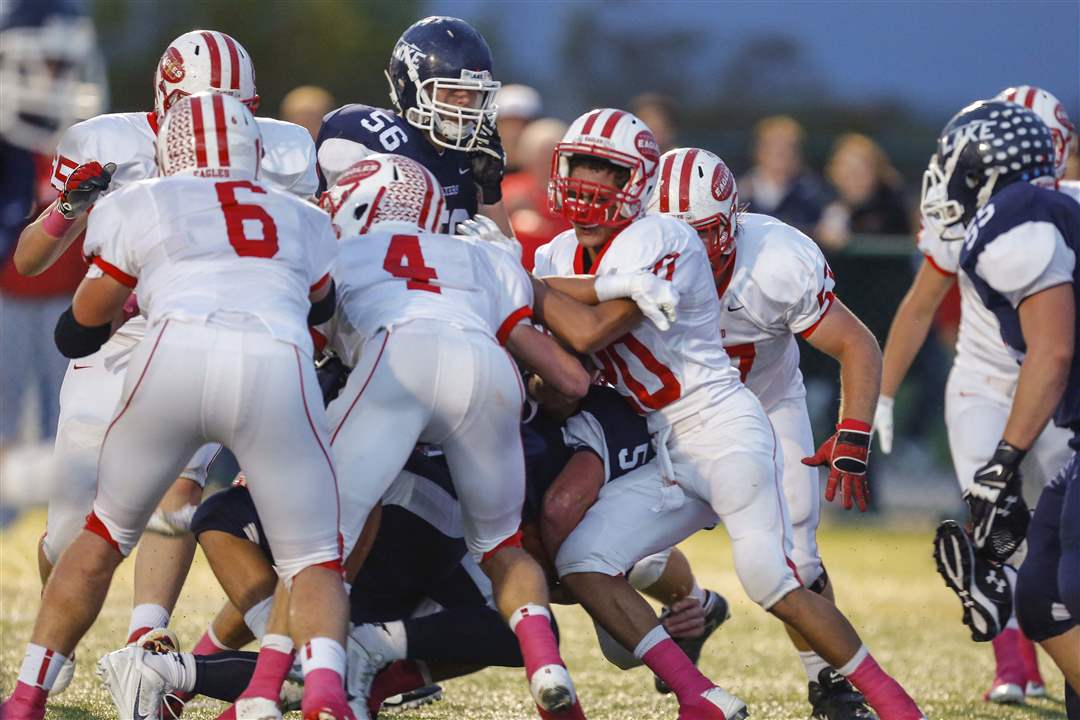 SPT-LakeEastwood4p-Devin-Snowden