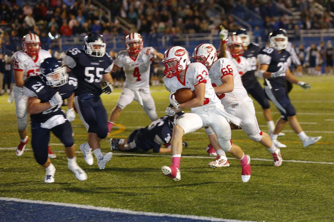 SPT-LakeEastwood4p-Eli-Brown