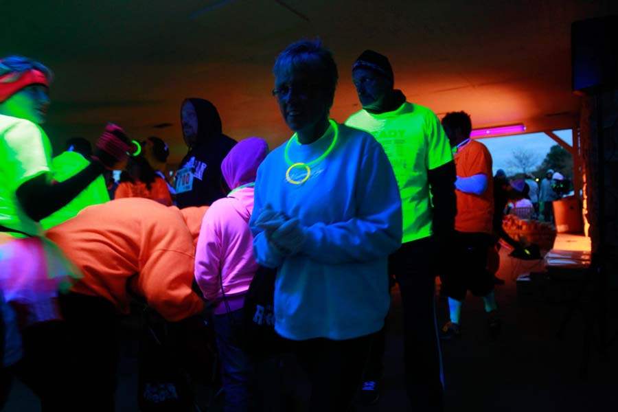 WEB-Webpbg-glow04-prep