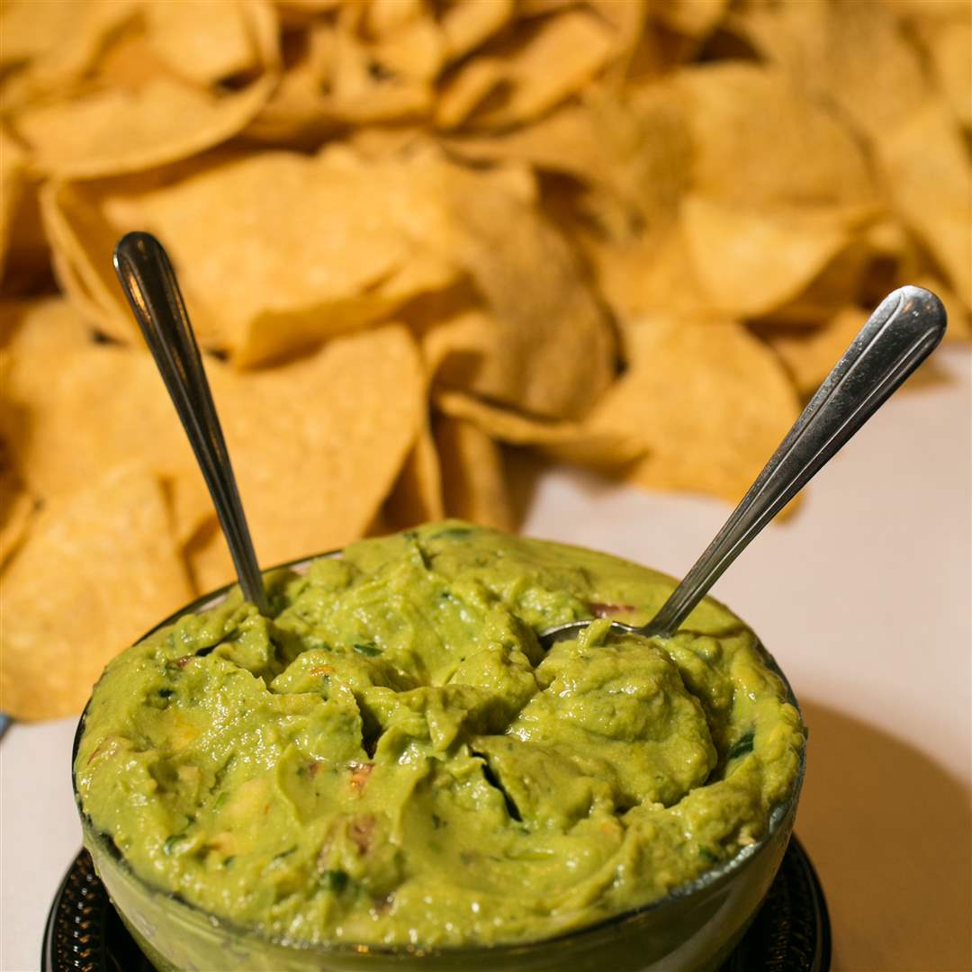 FEA-walleyefood07pat-the-H-7