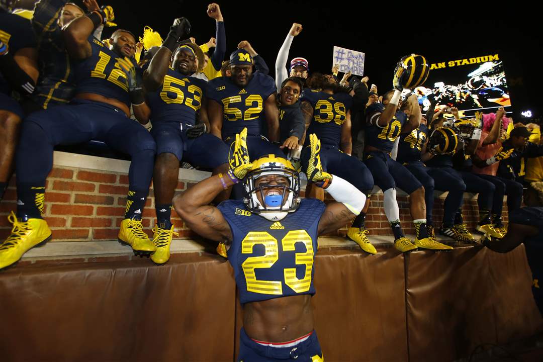 spt-umfootball-Dennis-Norfleet