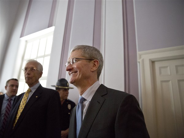 Tim Cook Alabama Apple CEO Tim Cook challenges home state of Alabama on ensuring rights ...