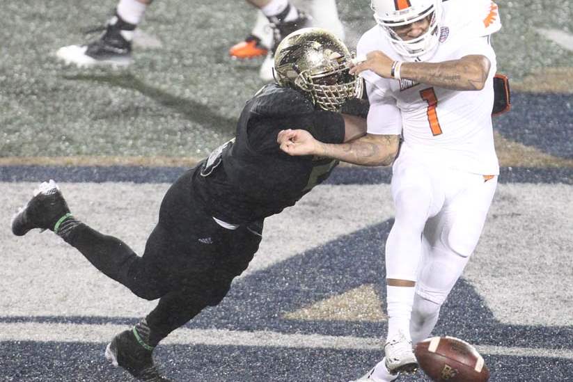 Zips-BG-02-jpg-MARCH-VS-LEWIS