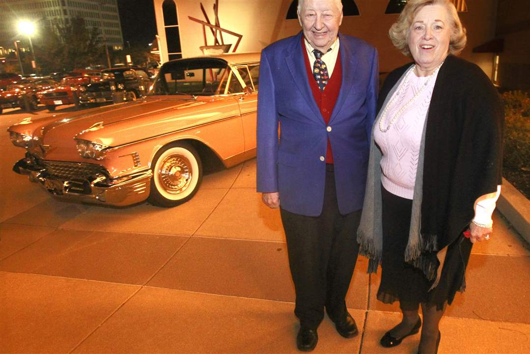 adeb9699-a0f2-46dc-9b8e-62f8af2d0700