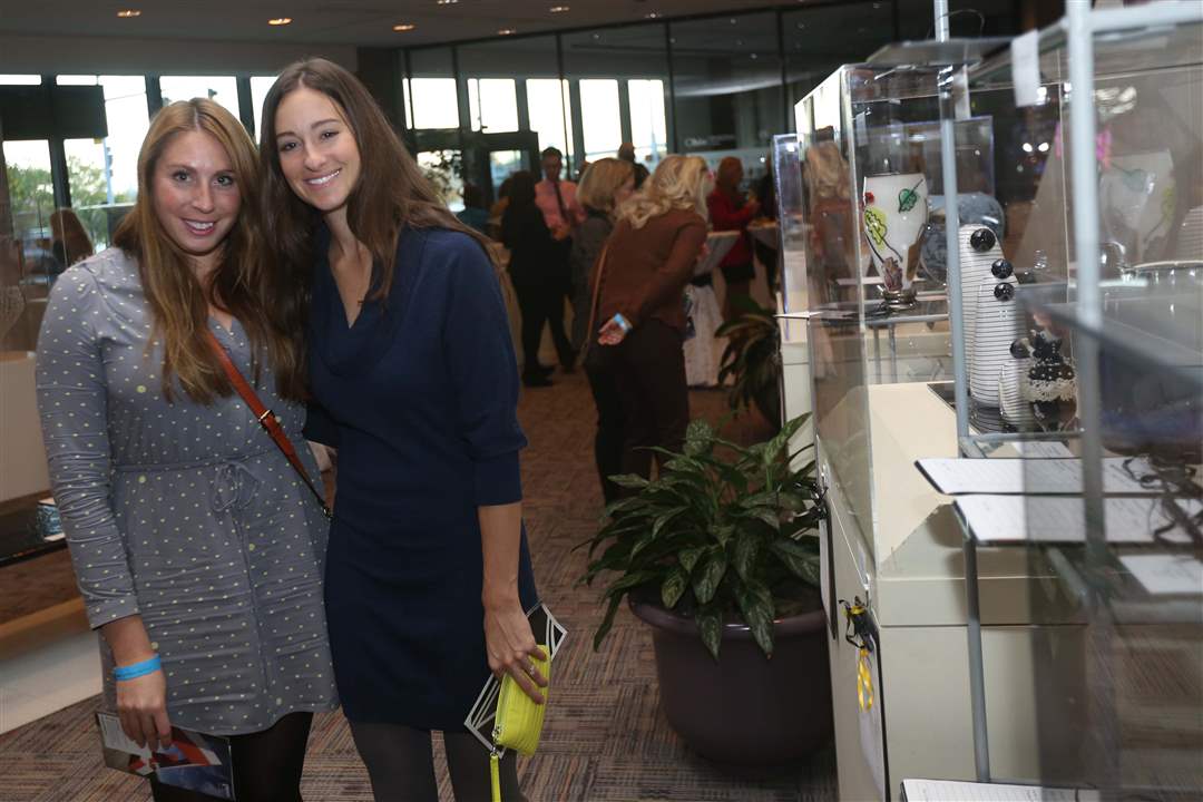 SOC-hotglass22p-Kristina-Winovich