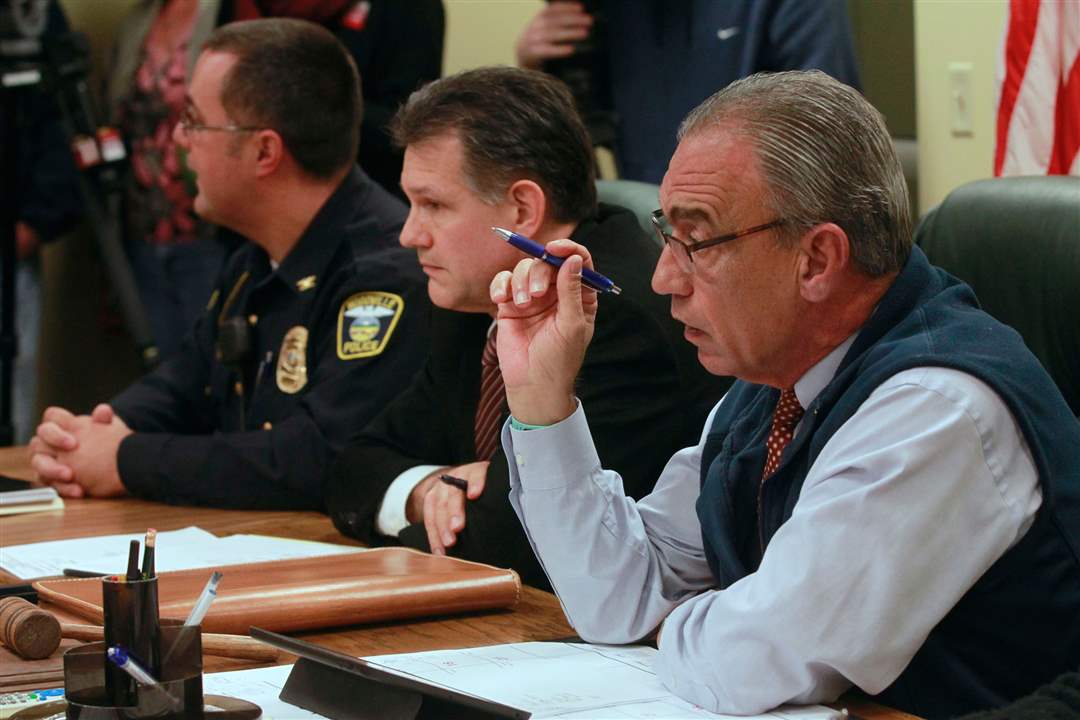 Woodville council meeting The Blade