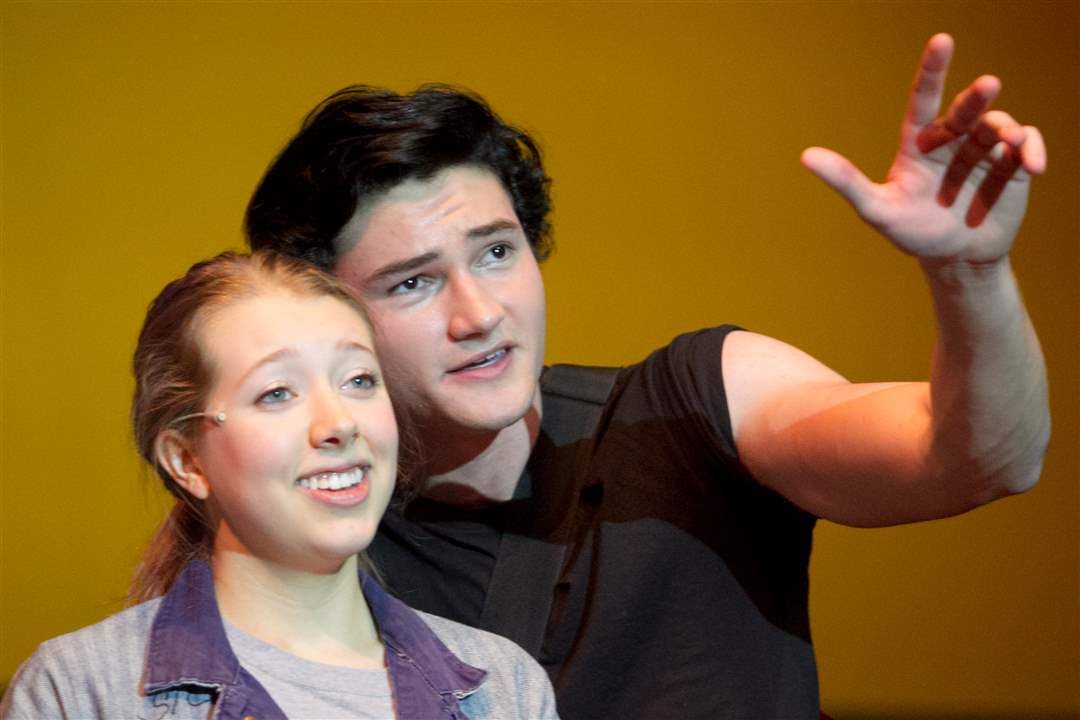 NBR-WebSylSHOOKUP10p-12Emily-Hoffman-as-Nat
