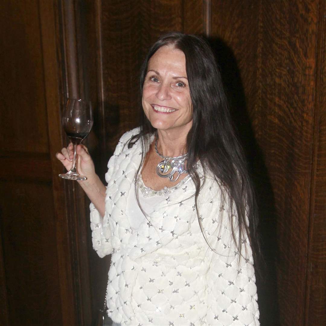 SOC-diamonds08p-Holland