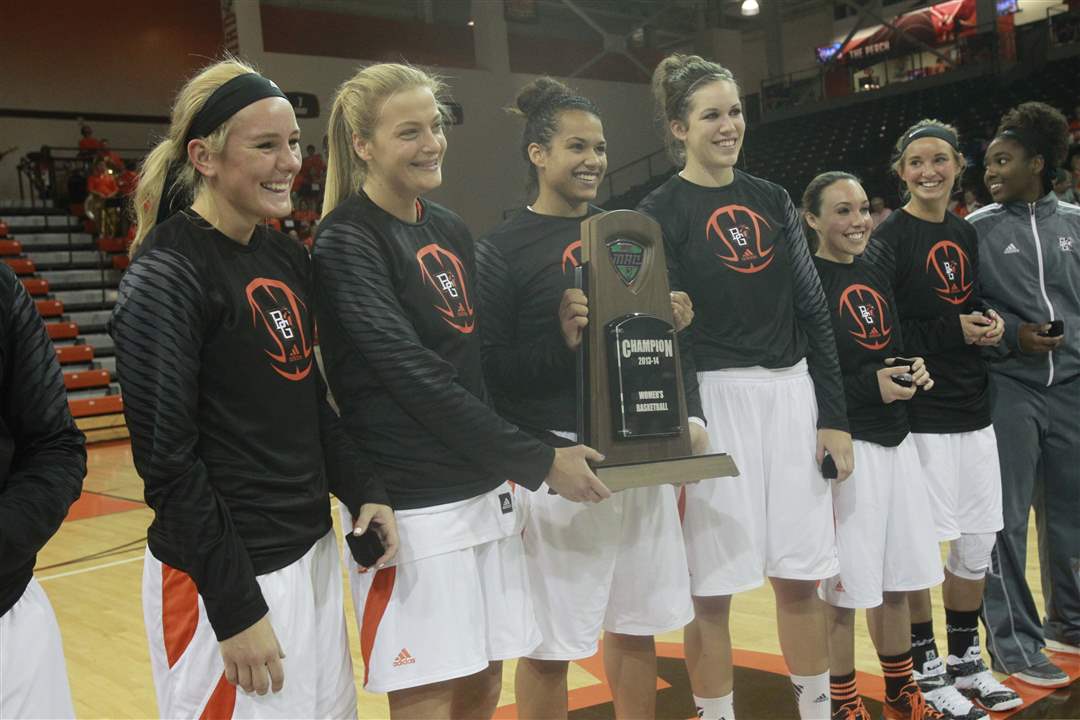 SPT-BGwomen15p-MAC-trophy