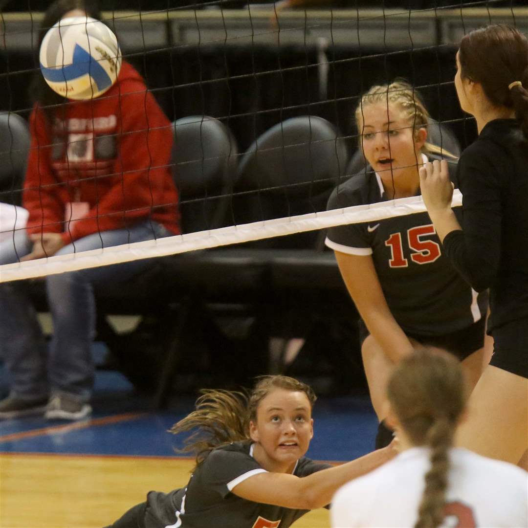 IN PICTURES Bedford volleyball swept in state semis The Blade