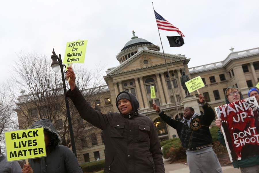 rally26p-Johnathan-Mathews