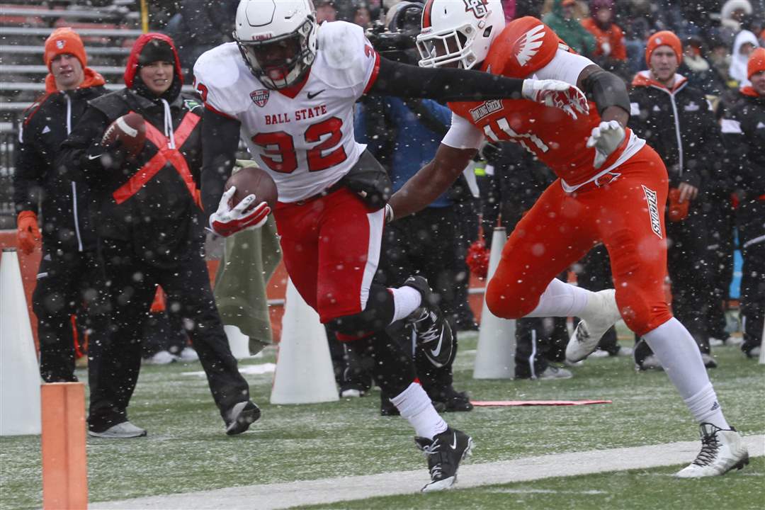 SPT-BGfootball29p-17