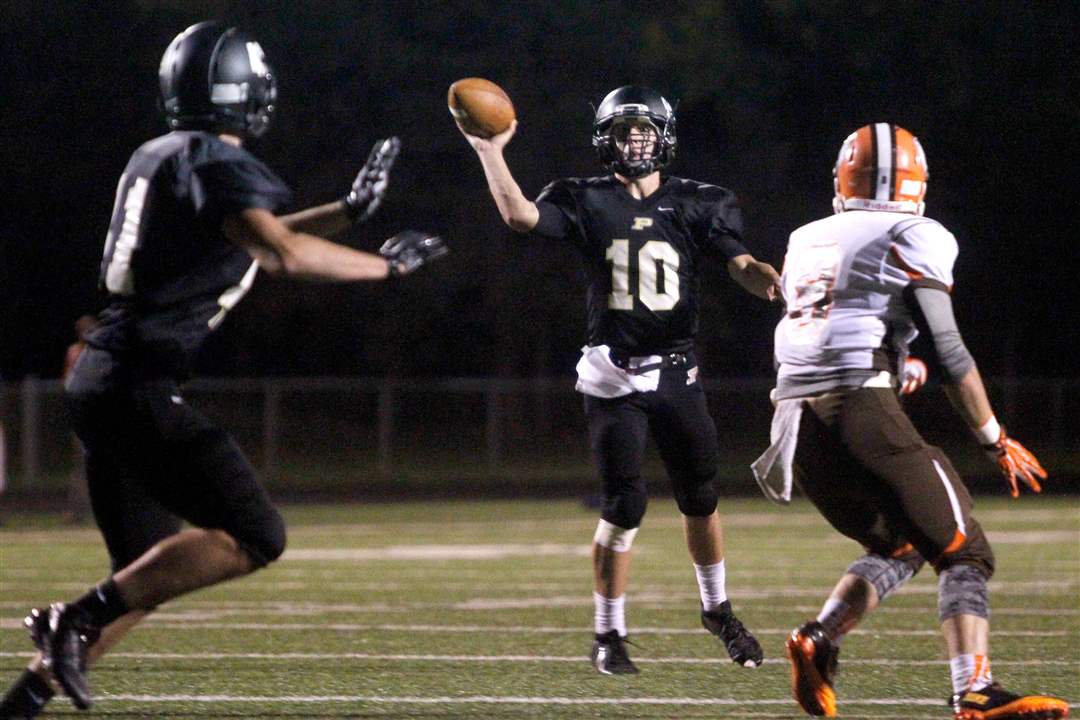 SPT-PburgSouth04pPerrysburg-s-Gus-Dimmerling-looks-to