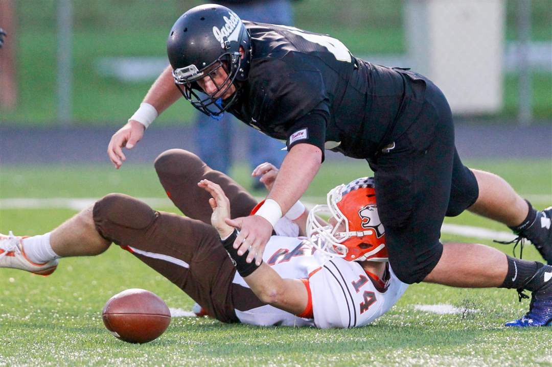 SPT-PburgSouth04pPerrysburg-s-Randy-Mikonow