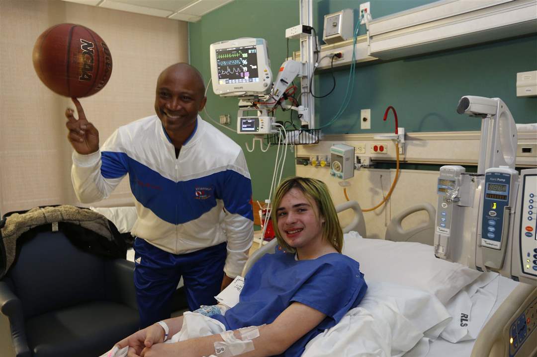 CTY-visit05p-Austin-Roberts