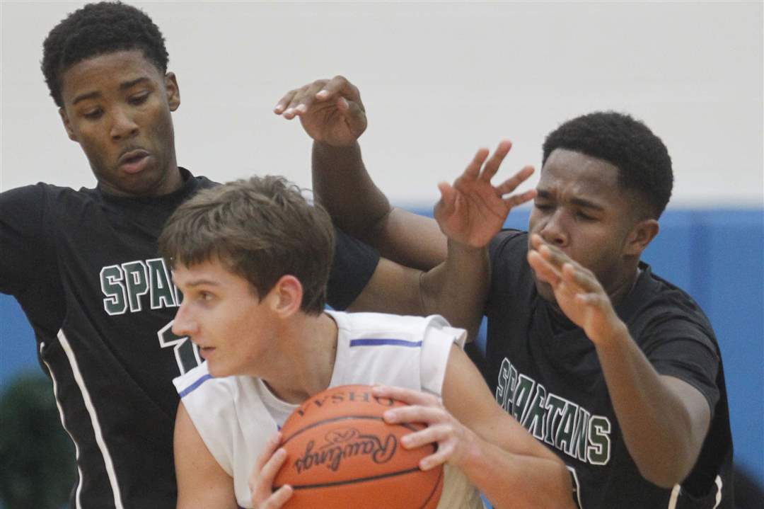 SPT-anthonywayne05-double-team