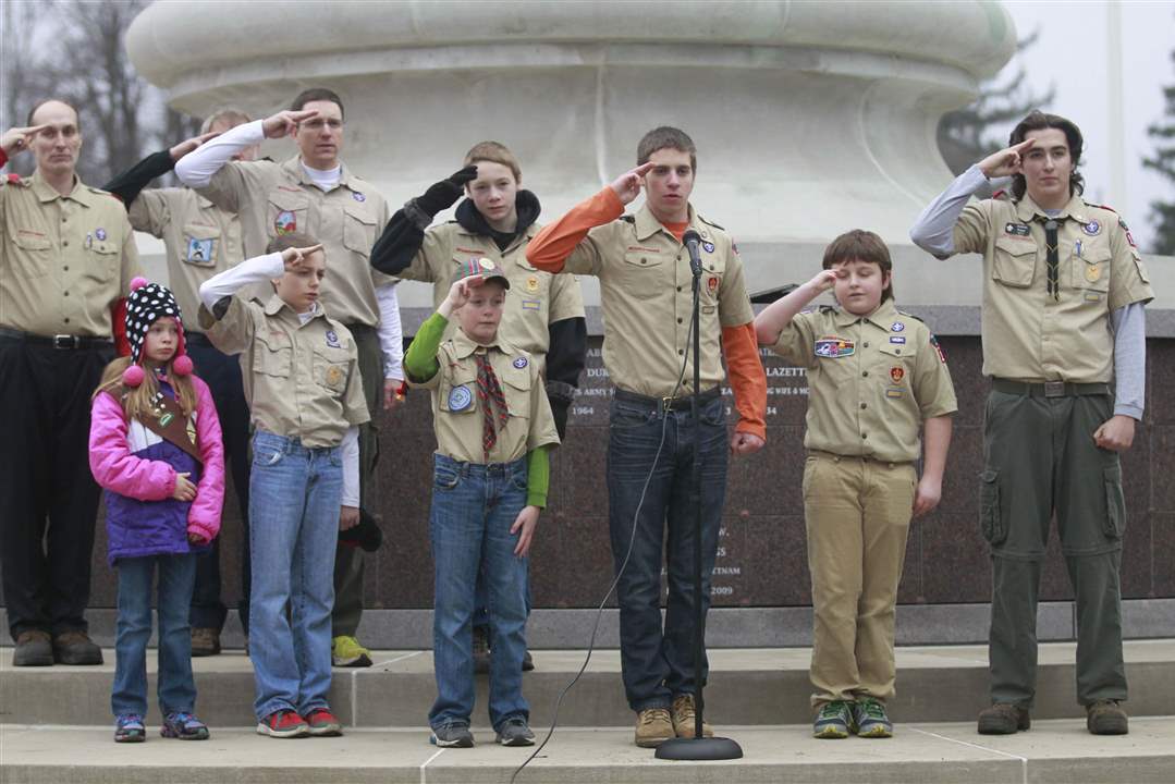 WebSylWREATHS13p-Boy-Scouts
