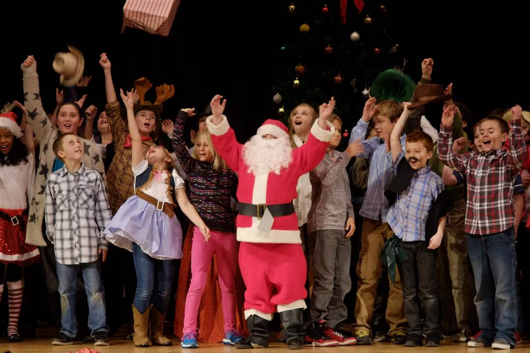 Webpbg-singing18-cast