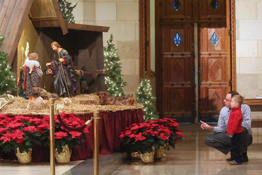 CTY-rosarymass25p-Darrick-Mix