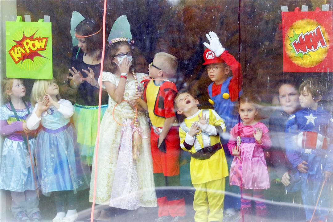 CTY-superheroes31p-2