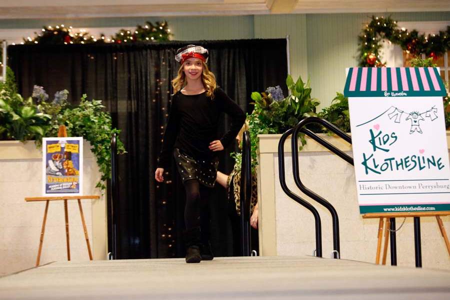 SOC-holly09p-Gabrielle-Suhy