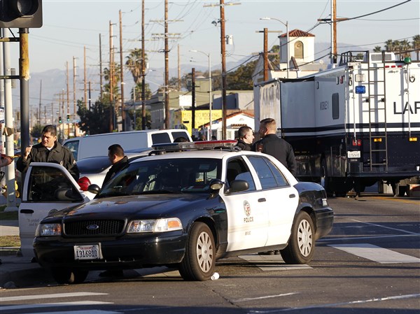 Shots fired on Los Angeles police car; no one hurt | The Blade