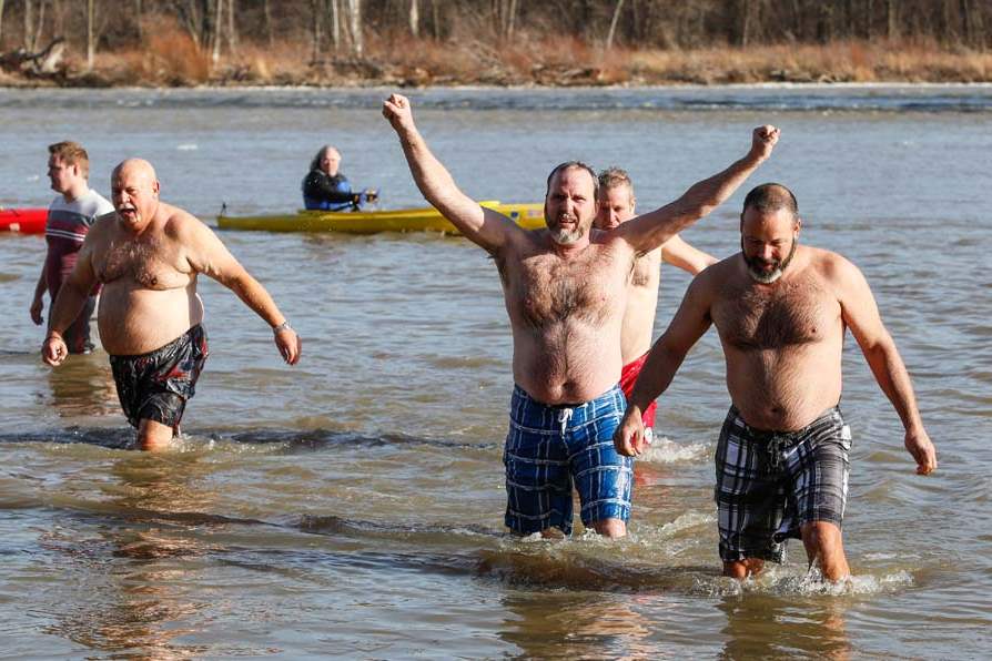 CTY-plunge02p-Rick-Felser