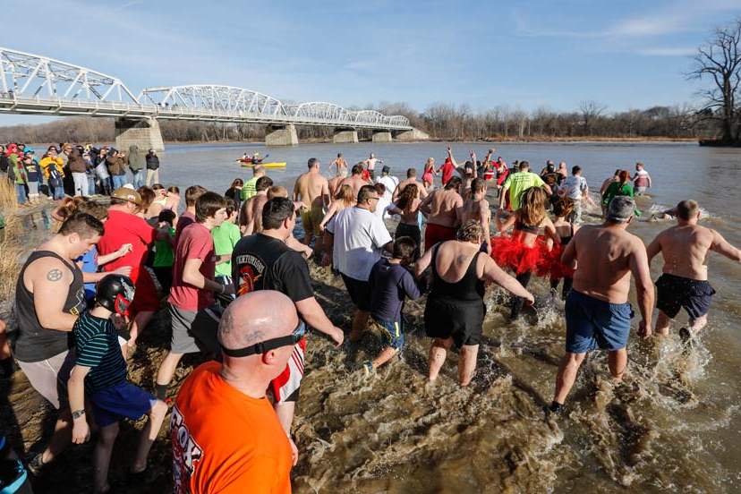 CTY-plunge02p-running-in