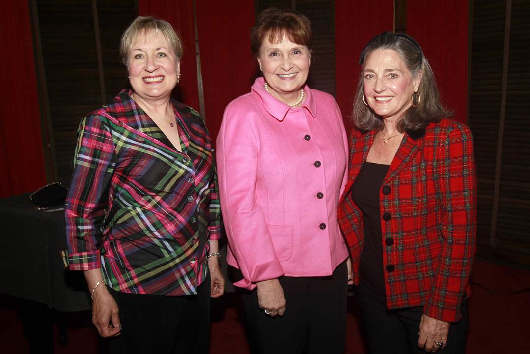 SOC-juniorleague09p-pink