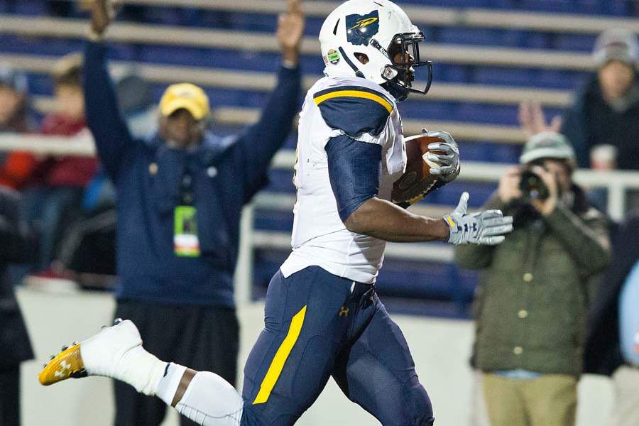 GoDaddy-Bowl-Football-HUNT-TD