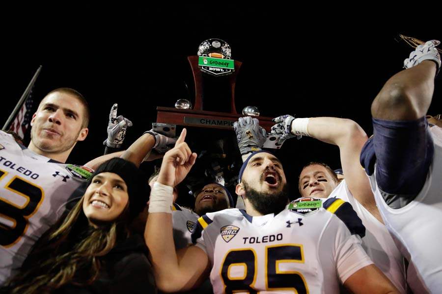 GoDaddy-Bowl-Football-detmer-and-danica-patrick