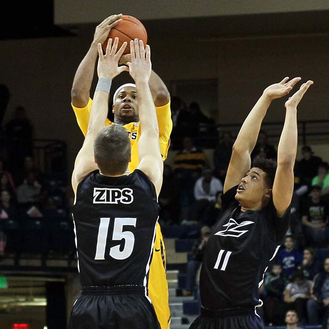 SPT-UTmbb10-Half-court-heave