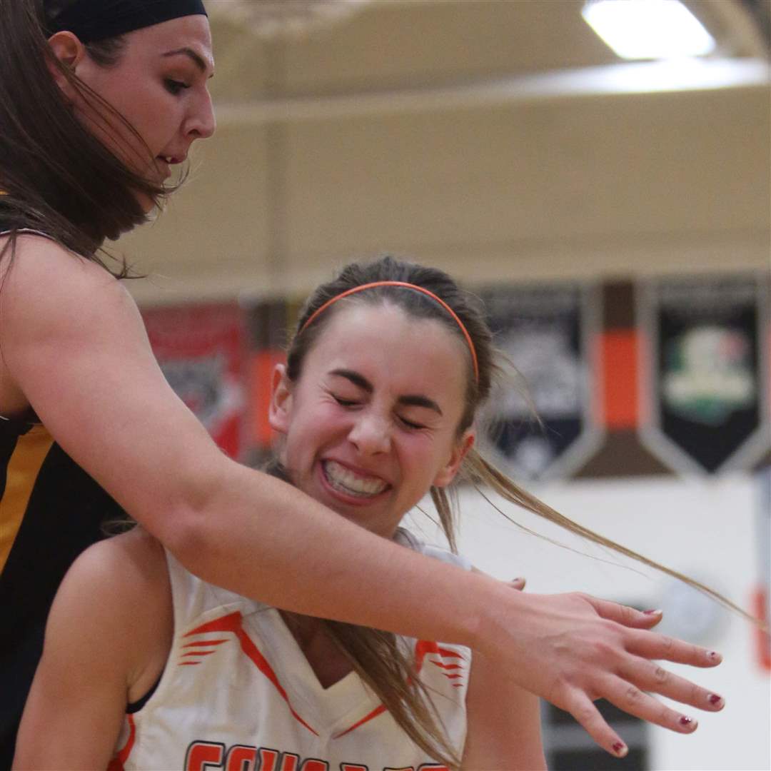 sviewbhoops09-Pappas