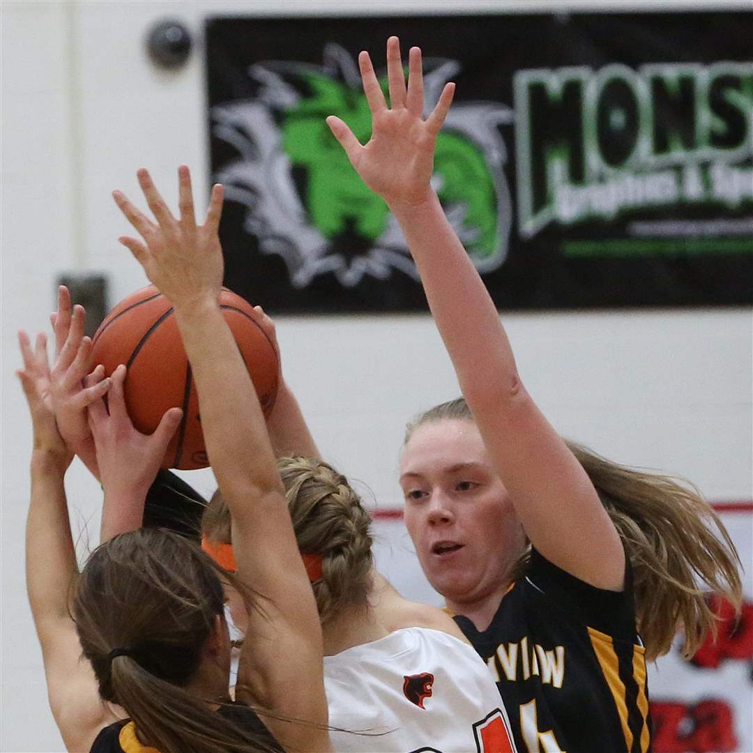 sviewbhoops09-full-court-press