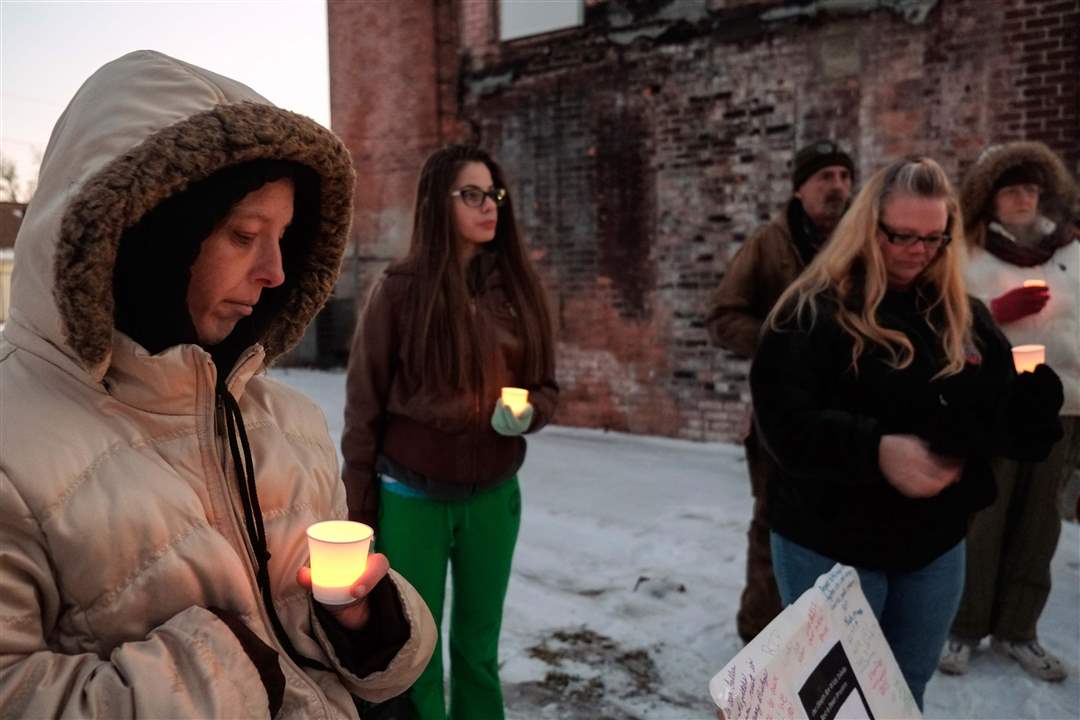 CTY-VIGIL27p-candles