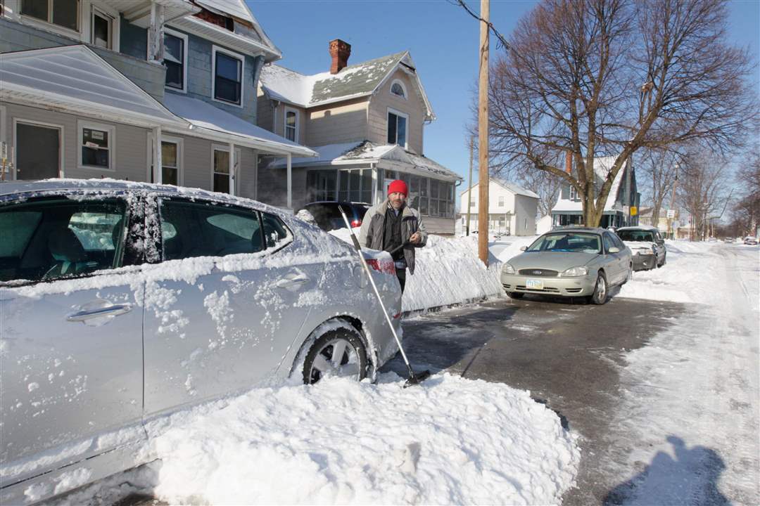 CTY-snow02p-Wayne-Curtis