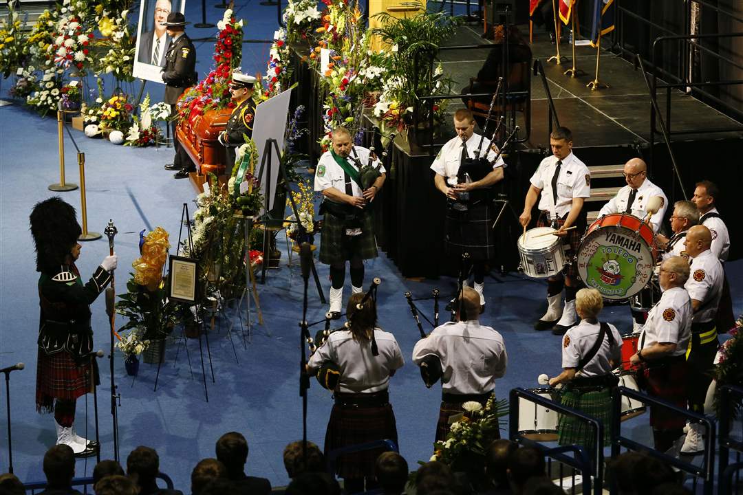 445ab4f5-f2af-4e65-8ec2-1cc665ce3eaf