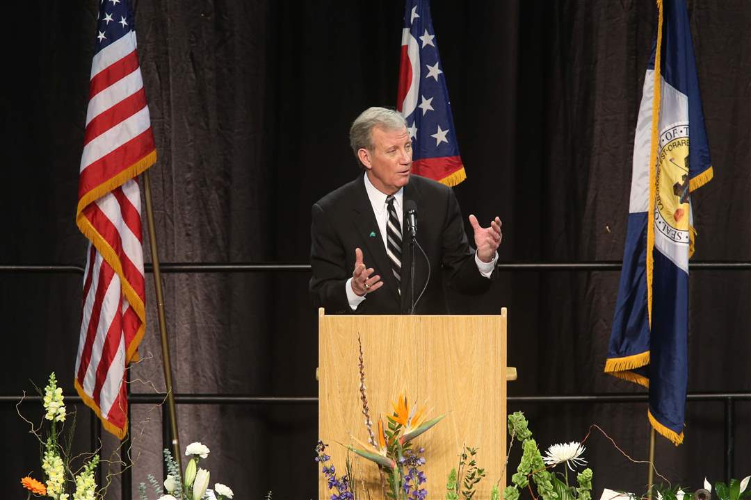 581e5ee8-2da5-42f7-a947-b25af67f8746