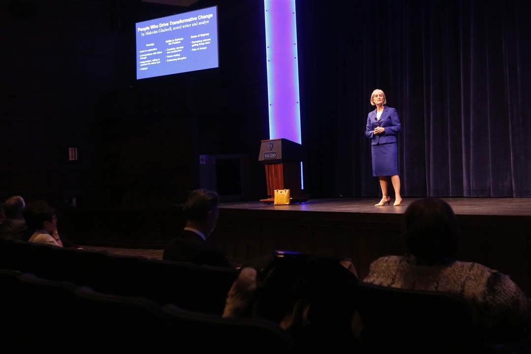 CTY-Wheatly20-lectern